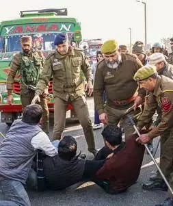 J&K सरकार पर भर्ती में हिंदी, संस्कृत की अनदेखी करने का ABVP ने आरोप लगाया, विरोध मार्च निकाला