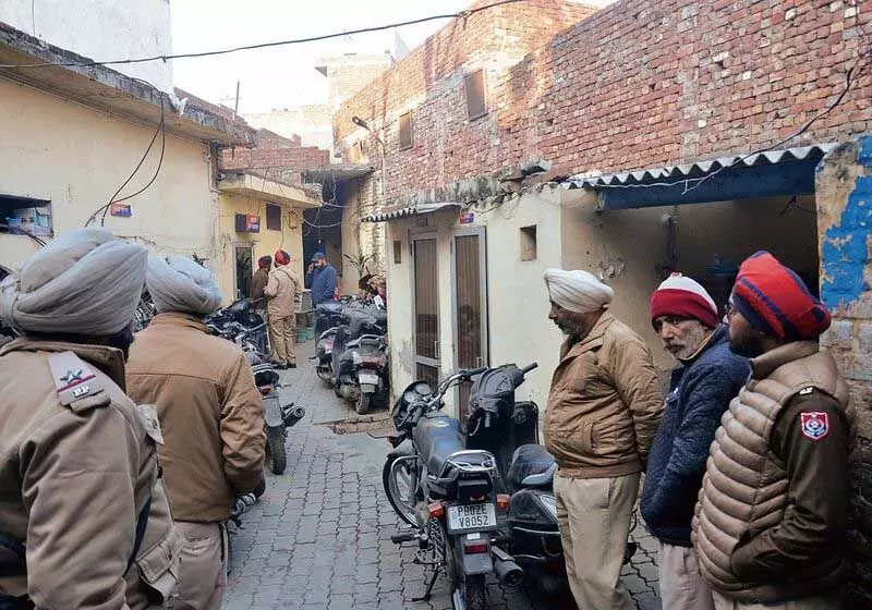 PUNJAB : अमृतसर पुलिस स्टेशन में ‘विस्फोट’ से दहशत, एक महीने में चौथा मामला