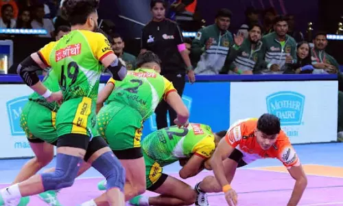 PKL 11: पटना पाइरेट्स ने रोमांचक मुकाबले में पुनेरी पल्टन को हराया PKL 11: पटना पाइरेट्स ने रोमांचक मुकाबले में पुनेरी पल्टन को हराया