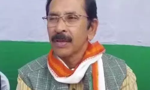 शुभंकर सरकार ने कहा, फिरहाद हकीम को खुद इस्तीफा दे देना चाहिए, बांग्लादेश के मुद्दे पर भी दी प्रतिक्रिया शुभंकर सरकार ने कहा, फिरहाद हकीम को खुद इस्तीफा दे देना चाहिए, बांग्लादेश के मुद्दे पर भी दी प्रतिक्रिया