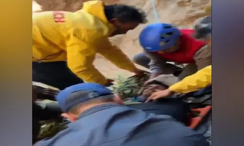 Manali में श्रीलंकाई नागरिक को बचाने के लिए माउंटेन सर्च एंड रेस्क्यू टीम ने बचाव अभियान चलाया Manali में श्रीलंकाई नागरिक को बचाने के लिए माउंटेन सर्च एंड रेस्क्यू टीम ने बचाव अभियान चलाया