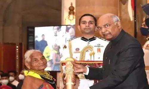 प्रख्यात पर्यावरणविद् तुलसी गौड़ा का निधन; प्रधानमंत्री, मुख्यमंत्री ने शोक व्यक्त किया प्रख्यात पर्यावरणविद् तुलसी गौड़ा का निधन; प्रधानमंत्री, मुख्यमंत्री ने शोक व्यक्त किया