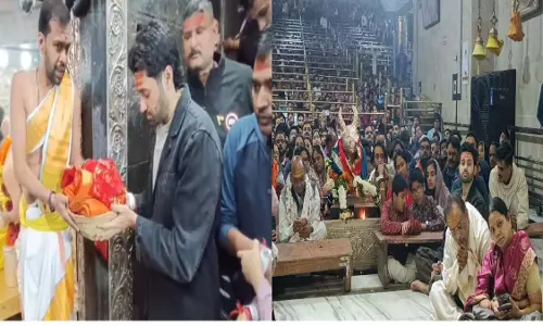 Ujjain: भस्म आरती में शामिल हुए अभिनेता उत्कर्ष शर्मा