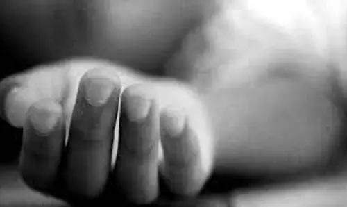 Haryana: लापता बच्चे की तालाब में तैरते मिली लाश Haryana: लापता बच्चे की तालाब में तैरते मिली लाश