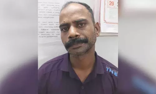 Kerala : 60 से अधिक चोरी के मामलों में आरोपी सुनील गुप्ता कोझिकोड में गिरफ्तार किया Kerala : 60 से अधिक चोरी के मामलों में आरोपी सुनील गुप्ता कोझिकोड में गिरफ्तार किया
