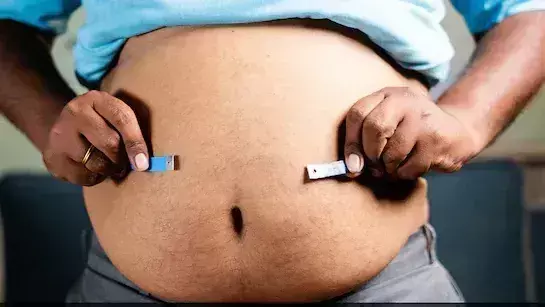Lifestyle: लटकती तोंद कर रही ज्यादा परेशान, तो रोज करें यह योगासन