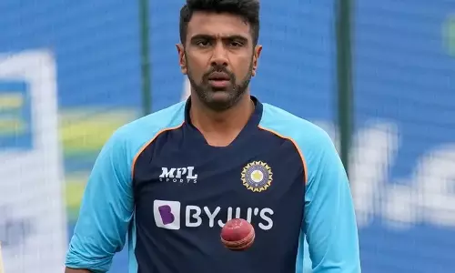 R Ashwin के चौंकाने वाले संन्यास के बाद इंटरनेट पर हलचल R Ashwin के चौंकाने वाले संन्यास के बाद इंटरनेट पर हलचल