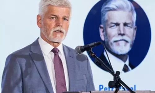 Czech President ने 2025 के राज्य बजट पर हस्ताक्षर किए