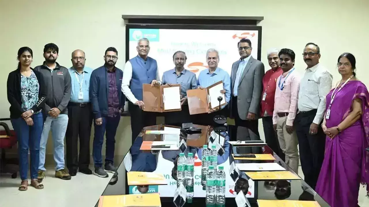 Visakhapatnam: IoT में नवाचार केंद्र स्थापित करने के लिए समझौता ज्ञापन पर हस्ताक्षर Visakhapatnam: IoT में नवाचार केंद्र स्थापित करने के लिए समझौता ज्ञापन पर हस्ताक्षर
