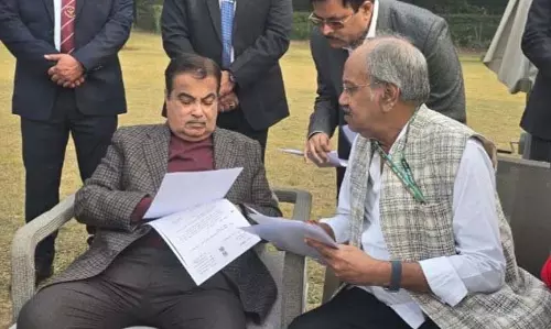 MP बृजमोहन अग्रवाल मिले केंद्रीय मंत्री नितिन गडकरी से MP बृजमोहन अग्रवाल मिले केंद्रीय मंत्री नितिन गडकरी से