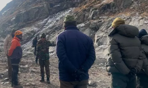 लाहौल-स्पीति में सेल्फी लेते समय चंद्रा नदी में गिरने से पर्यटक की मौत