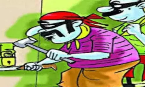 Dhanbad:  शादी समारोह में गया था परिवार, घर से नकद सहित लाखों के सामान चोरी