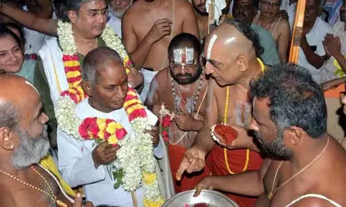 तमिलनाडु: इलियाराजा श्रीविल्लीपुथुर अंडाल मंदिर गए, लेकिन.. अर्थहीन अपमान