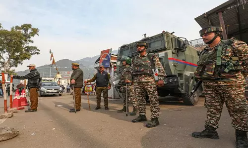 वैष्णो देवी रोपवे परियोजना के विरोध में Jammu-Kashmir के कटरा में बंद
