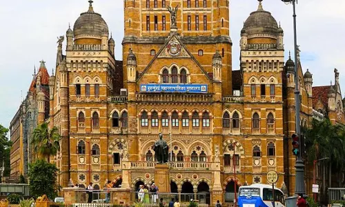 BMC: तीन प्रमुख प्लॉट की नीलामी के प्रस्ताव को बोलीदाताओं से नहीं मिली कोई प्रतिक्रिया BMC: तीन प्रमुख प्लॉट की नीलामी के प्रस्ताव को बोलीदाताओं से नहीं मिली कोई प्रतिक्रिया
