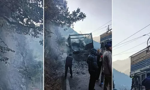Almora: ट्रक में लगी आग, आग से नुकसान, कोई हताहत नहीं