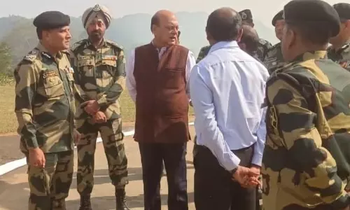 Tripura : 72वें प्लेनरी सत्र से पहले अधिकारियों ने की सुरक्षा की समीक्षा Tripura : 72वें प्लेनरी सत्र से पहले अधिकारियों ने की सुरक्षा की समीक्षा