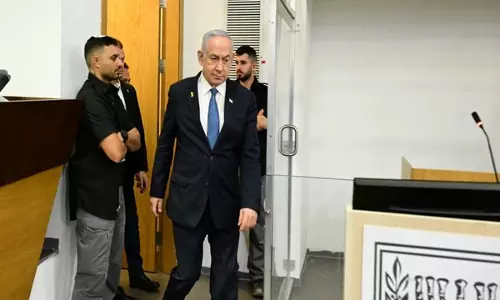 गवाही फिर शुरू होने पर Netanyahu ने मीडिया में हेरफेर से किया इनकार गवाही फिर शुरू होने पर Netanyahu ने मीडिया में हेरफेर से किया इनकार