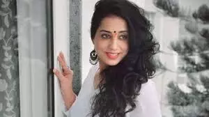 Mahie Gill Birthday: इस भयानक हादसे ने बदल दी पूरी जिंदगी