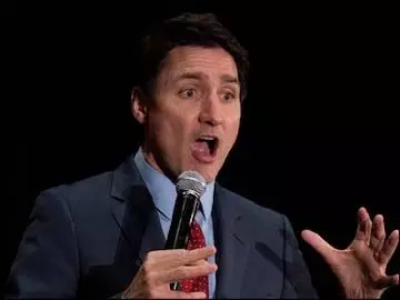 Justin Trudeau का गहराता जा रहा है संकट