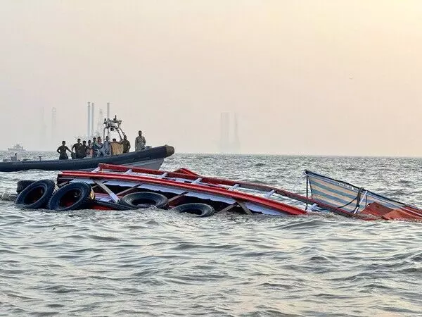 Mumbai boat accident: कुल 105 लोग भर्ती, 90 को छुट्टी, 2 की हालत गंभीर