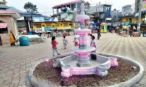 Himachal: शहीदों के सम्मान में सरकाघाट में युद्ध स्मारक बनाने की अपील Himachal: शहीदों के सम्मान में सरकाघाट में युद्ध स्मारक बनाने की अपील
