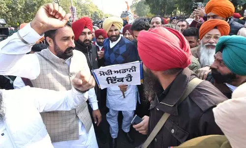 Congress said, प्रधानमंत्री मोदी अडानी घोटाले और मणिपुर हिंसा पर देश को धोखा दे रहे