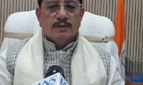 मुख्यमंत्री नीतीश कुमार के लिए तेजस्वी यादव का बयान अशोभनीय : विजय कुमार सिन्हा
