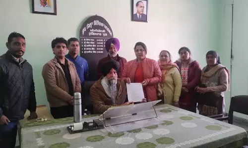 Punjab: शिक्षा विभाग के कर्मचारी कल मान के घर तक मार्च करेंगे