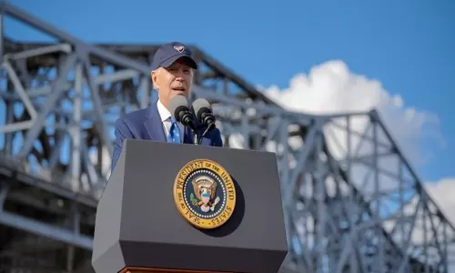 US सांसदों ने बिडेन से इजरायल को सैन्य सहायता भेजना बंद करने का आग्रह किया US सांसदों ने बिडेन से इजरायल को सैन्य सहायता भेजना बंद करने का आग्रह किया