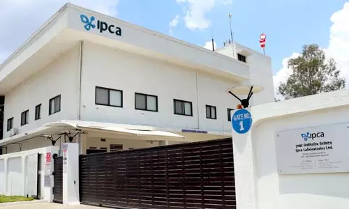 IPCA लैबोरेटरीज शेयर की कीमत में 3.78% ऊपर