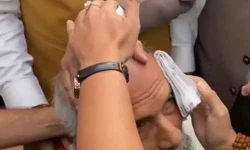 संसद भवन बना अखाड़ा: बीजेपी के दो सांसद घायल, राहुल गांधी पर दर्ज होगी FIR? संसद भवन बना अखाड़ा: बीजेपी के दो सांसद घायल, राहुल गांधी पर दर्ज होगी FIR?