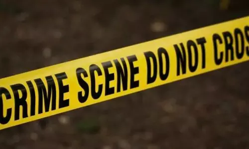 युवक का मिला था गला कटा शव, मां ने कराई बेटी के प्रेमी की हत्या, इलाके में हड़कंप युवक का मिला था गला कटा शव, मां ने कराई बेटी के प्रेमी की हत्या, इलाके में हड़कंप