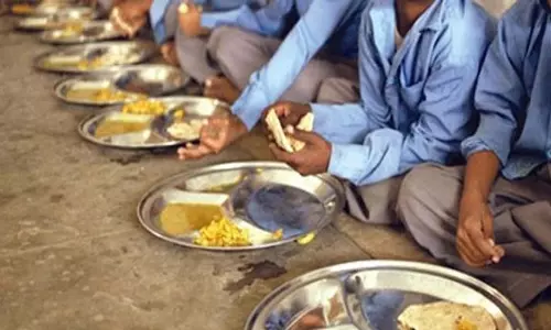 School में नॉनवेज टिफिन लाने पर निष्कासित किए गए तीन छात्रों को हाईकोर्ट ने राहत दी