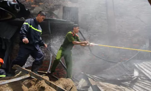 Hanoi: इमारत में आग लगने से 11 लोगों की मौत