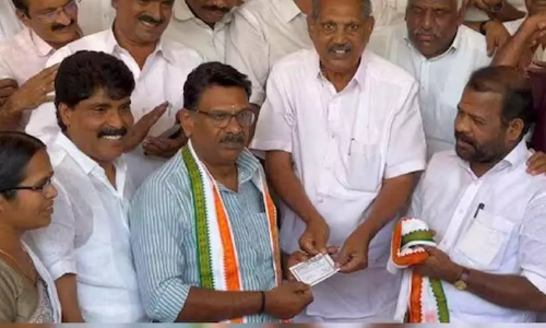 BJP वायनाड के पूर्व जिला अध्यक्ष के.पी. मधु कांग्रेस में BJP वायनाड के पूर्व जिला अध्यक्ष के.पी. मधु कांग्रेस में
