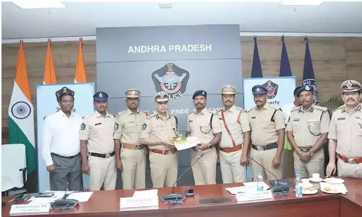 Chittoor पुलिस ने अपराध का पता लगाने में उत्कृष्टता के लिए बीसीडी पुरस्कार जीता Chittoor पुलिस ने अपराध का पता लगाने में उत्कृष्टता के लिए बीसीडी पुरस्कार जीता