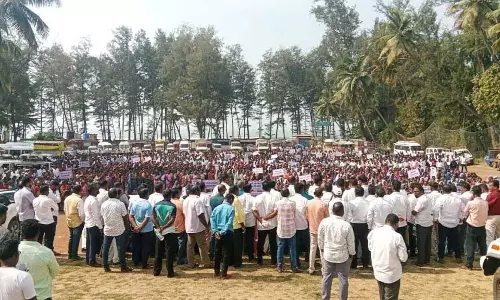 रत्नागिरी: खारवी समाज की मांगों को लेकर खारवी समाज समिति का विशाल मार्च