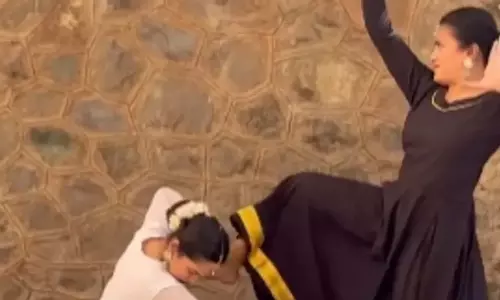 डी गुकेश की विजयी शतरंज चाल को कथक डांसर्स ने किया रीक्रिएट, देखें वायरल VIDEO...