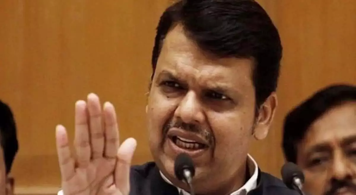 Fadnavis ने ईवीएम के खिलाफ अभियान के लिए विपक्ष की आलोचना की