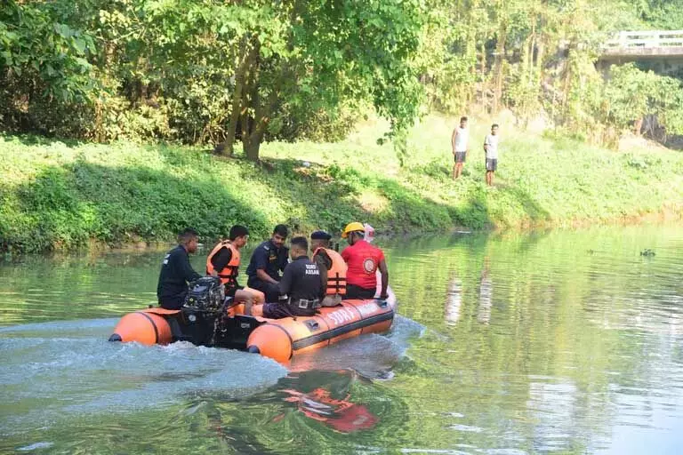 Assam: नागांव में राष्ट्रीय आपदा तैयारी अभ्यास के तहत बाढ़ प्रबंधन मॉक ड्रिल का आयोजन किया गया