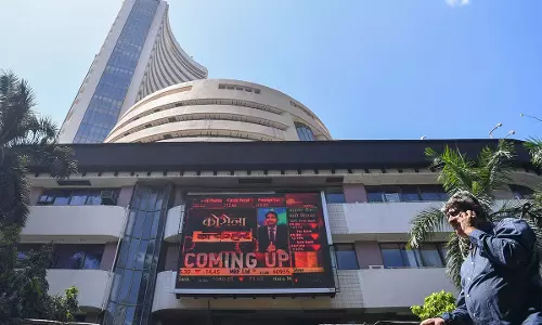 वैश्विक बाजार में कमजोरी के बीच सूचकांक में 1% से अधिक की गिरावट वैश्विक बाजार में कमजोरी के बीच सूचकांक में 1% से अधिक की गिरावट