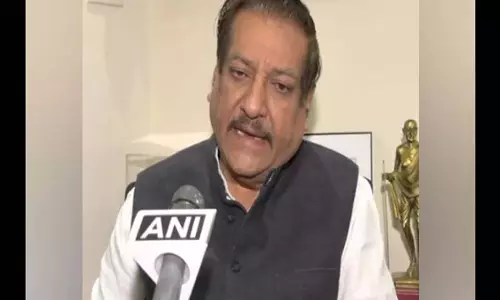 Prithviraj Chavan attacks Shah भाजपा ने कांग्रेस कार्यालय में तोड़फोड़ की Prithviraj Chavan attacks Shah भाजपा ने कांग्रेस कार्यालय में तोड़फोड़ की