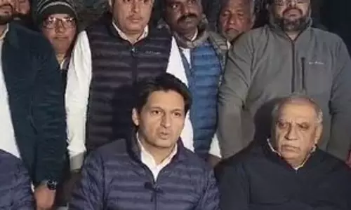 किसान नेता जगजीत सिंह डल्लेवाल से मिले कांग्रेस सांसद दीपेंद्र हुड्डा किसान नेता जगजीत सिंह डल्लेवाल से मिले कांग्रेस सांसद दीपेंद्र हुड्डा