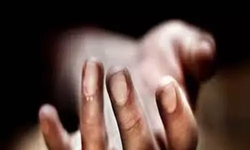 Odisha: प्लस टू का छात्र विश्वविद्यालय के छात्रावास में फंदे से लटका मिला Odisha: प्लस टू का छात्र विश्वविद्यालय के छात्रावास में फंदे से लटका मिला