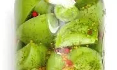 green tomato: हरे टमाटर से बनाएं ये टेस्टी डिश, सर्दियों में खाने का मजा हो जाएगा दोगुना green tomato: हरे टमाटर से बनाएं ये टेस्टी डिश, सर्दियों में खाने का मजा हो जाएगा दोगुना