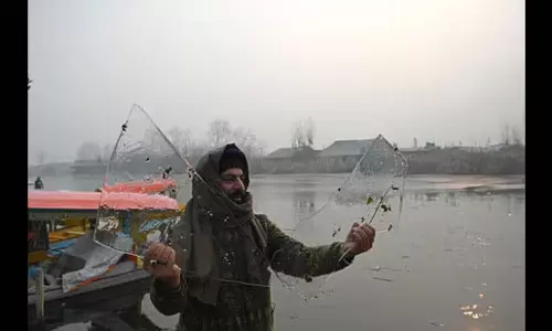 Srinagar में मौसम का सबसे कम तापमान -6 डिग्री सेल्सियस दर्ज किया गया Srinagar में मौसम का सबसे कम तापमान -6 डिग्री सेल्सियस दर्ज किया गया