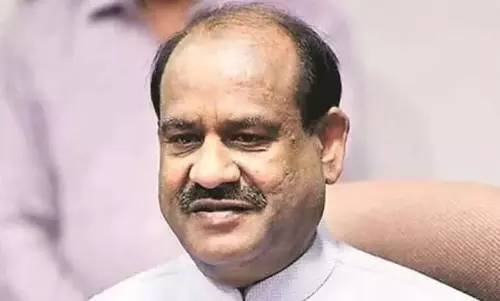 Delhi: सांसदों के खिलाफ शिकायतों में लोकसभा अध्यक्ष की भूमिका महत्वपूर्ण Delhi: सांसदों के खिलाफ शिकायतों में लोकसभा अध्यक्ष की भूमिका महत्वपूर्ण