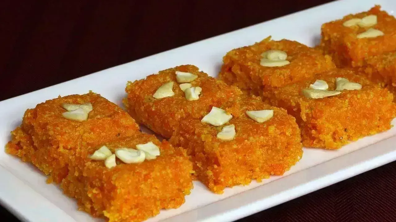 Carrot Barfi फटाफट बनने वाली रेसिपी