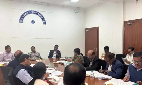 Bhubaneswar धान खरीद, पीडीएस सुनिश्चित करने पर मंत्री का जोर
